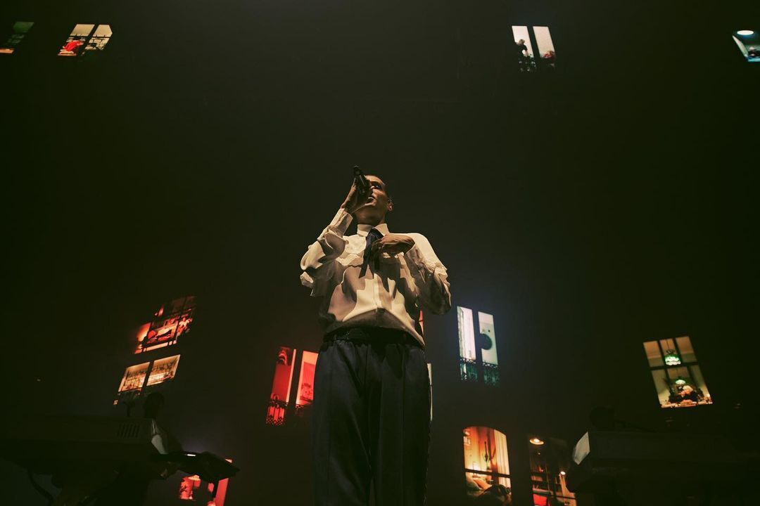 baptiste-lefebvre-com-stromae-multitudetour-live-3D-04