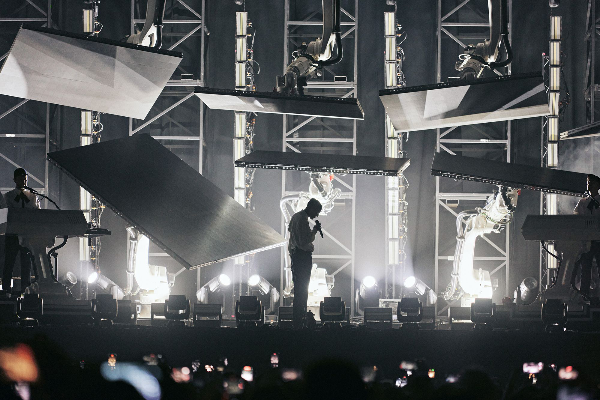 baptiste-lefebvre-com-stromae-multitudetour-live-3D-06